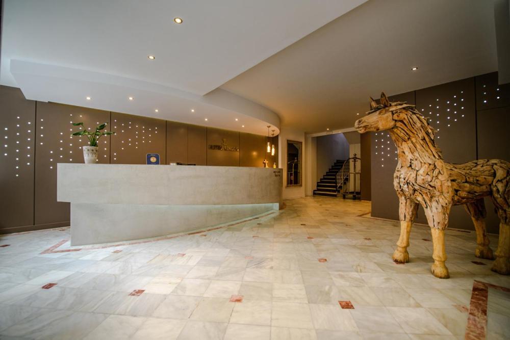 Lingos Hotel Flórina Eksteriør bilde